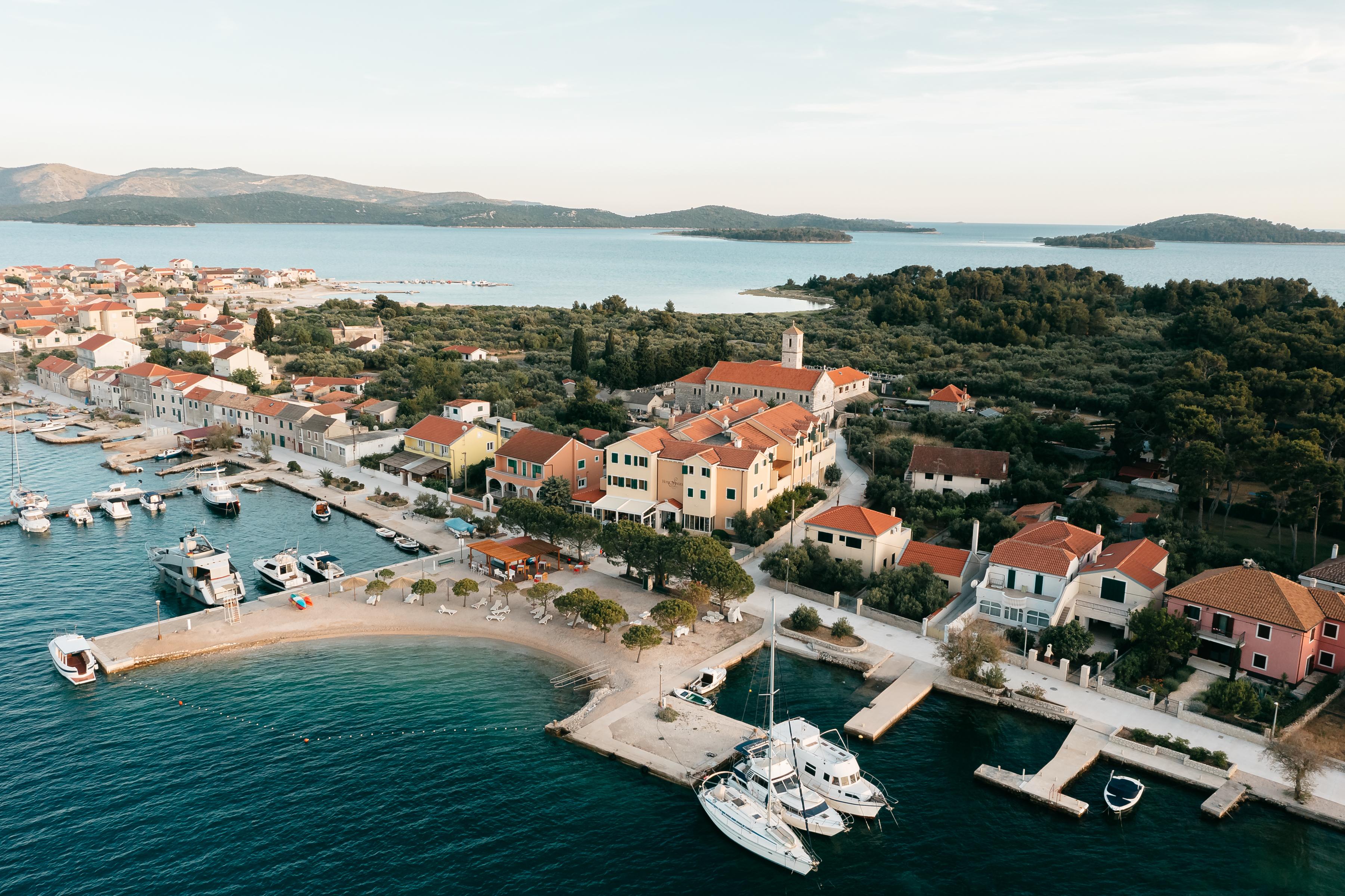 Hotel Spongiola Krapanj Eksteriør billede